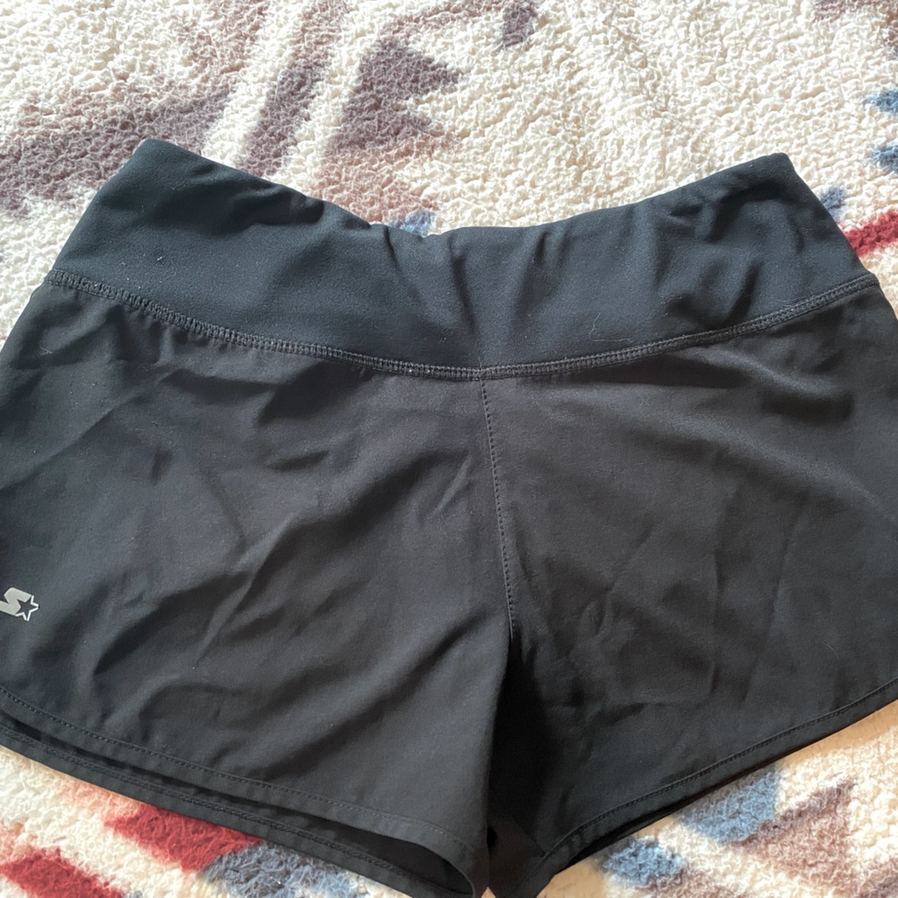 Starter shorts small
